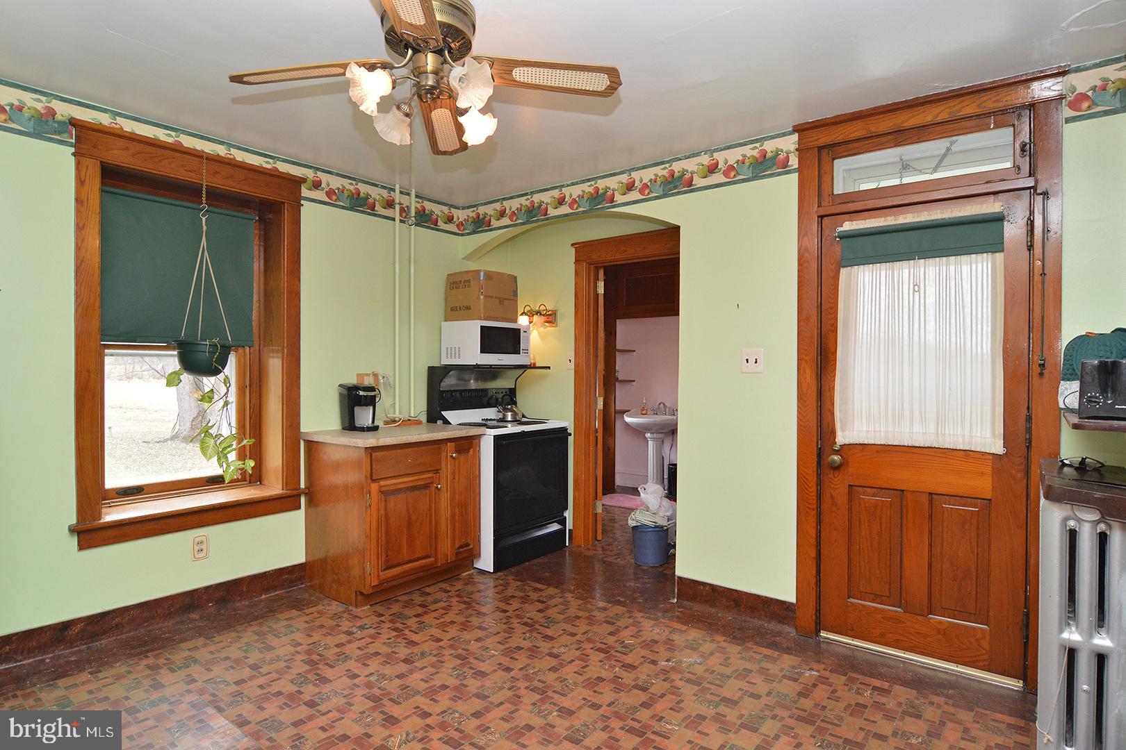 1729 Friedensburg Road Reading, PA 19606 - Photo 9 of 24 Gallery Image 9