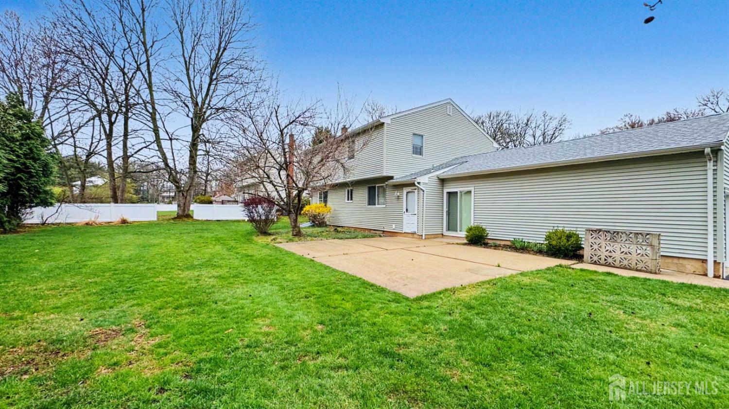 26 Lucille Court Edison, NJ 08820 - Photo 22 of 22 a front view of house with yard and green space