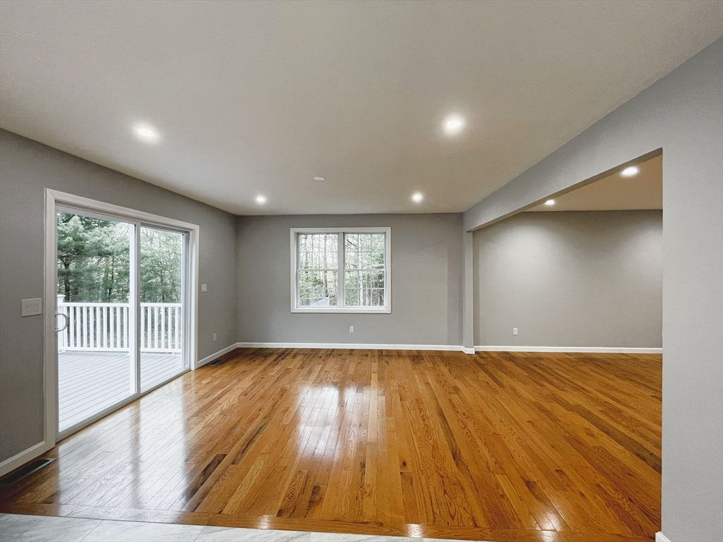 44 New Boston Road Dudley, MA 01571 - Photo 16 of 40
