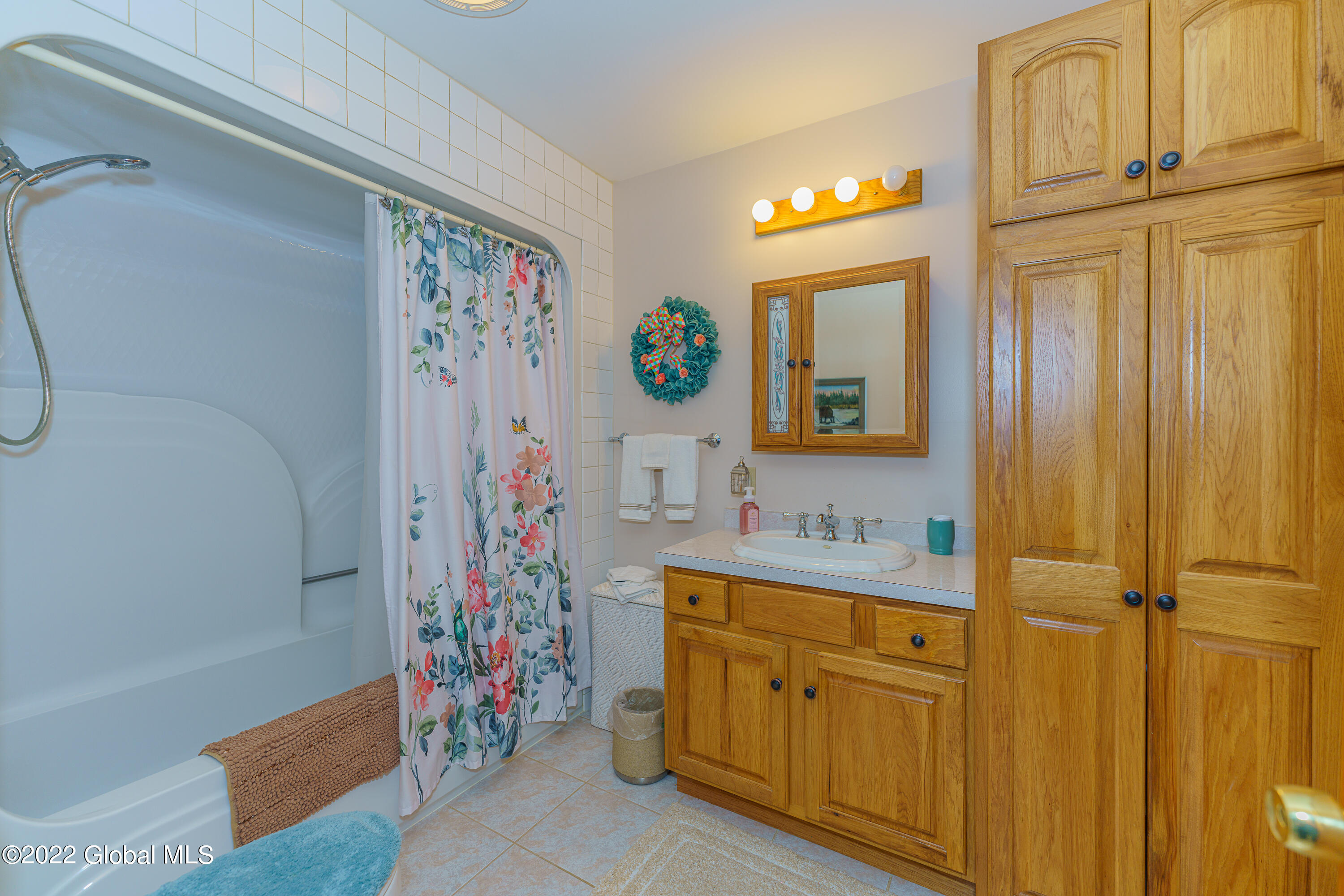 7 Lewis Road Saratoga Springs, NY 12866 - Photo 14 of 26 5 Master 3
