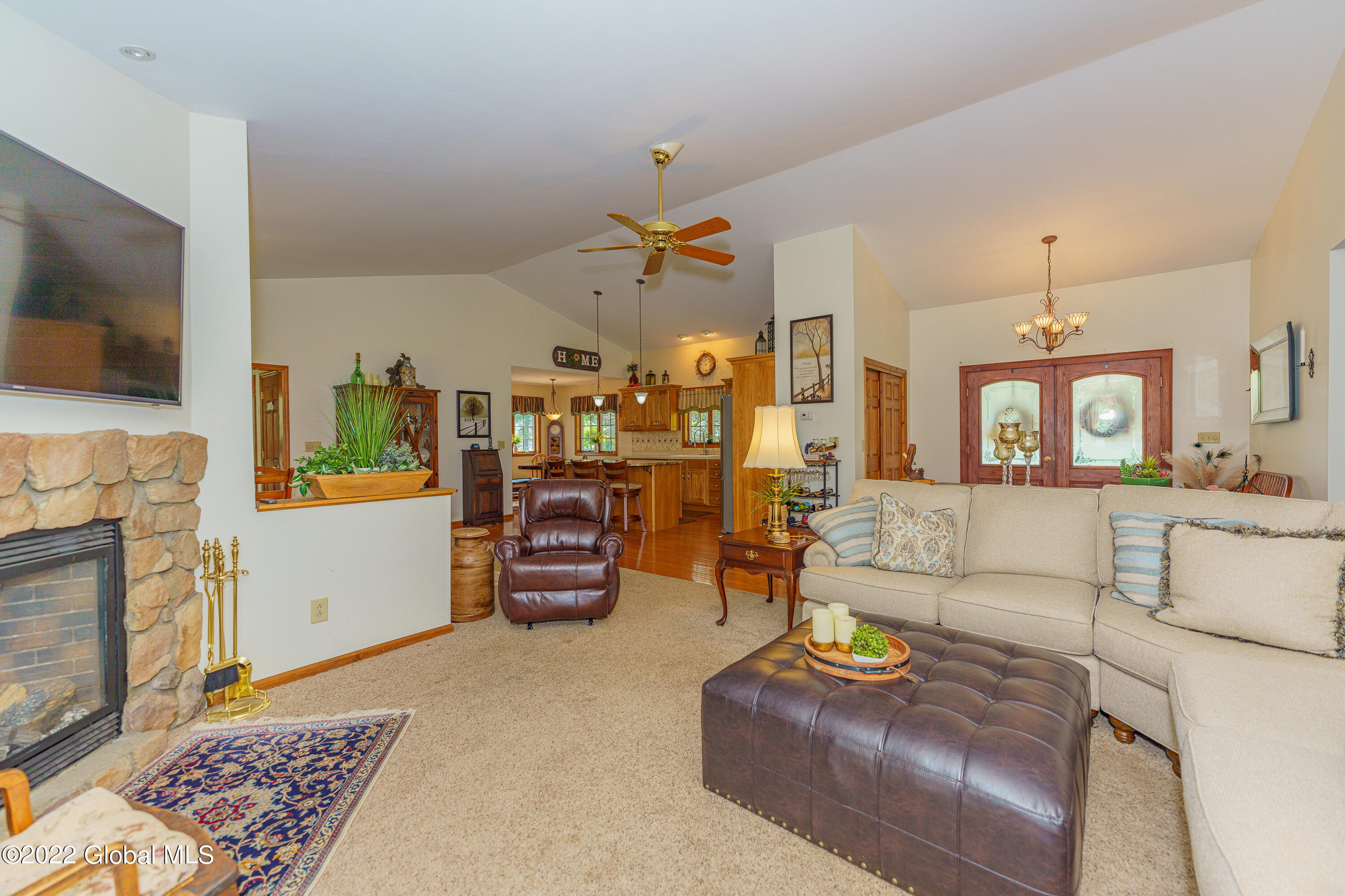 7 Lewis Road Saratoga Springs, NY 12866 - Photo 6 of 26 2 Livingroom 1