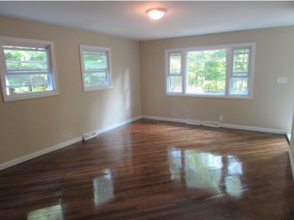 60 Wiswall Road Durham, NH 03824 - Photo 4 of 20 Gallery Image 4