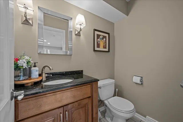 $875,000 | 1221 North Loomis Street, Naperville, IL 60563