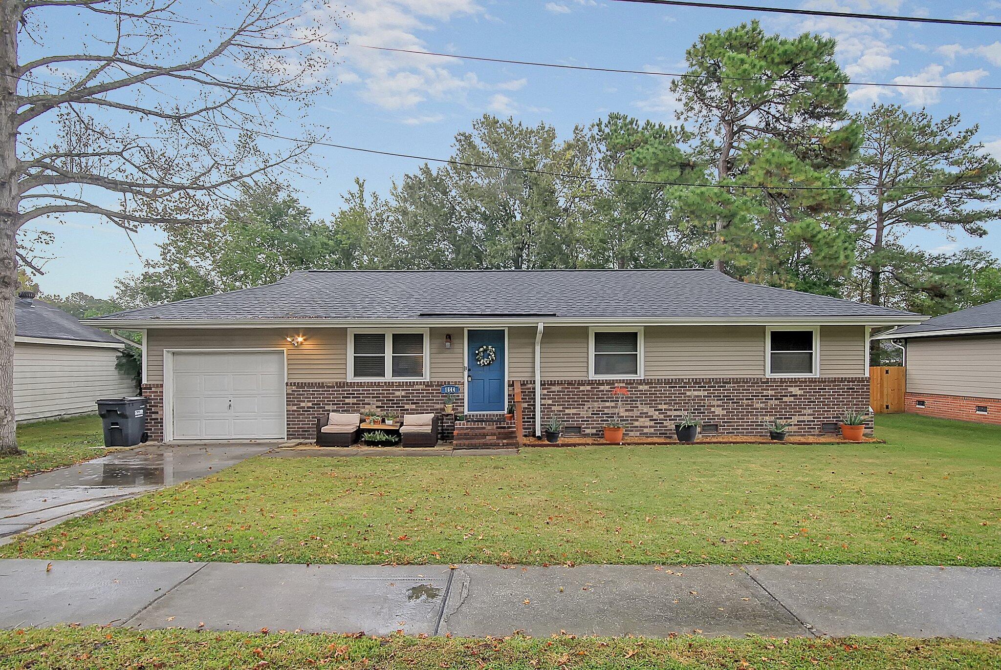 2-web-or-mls-CREM_1644 Royle_002