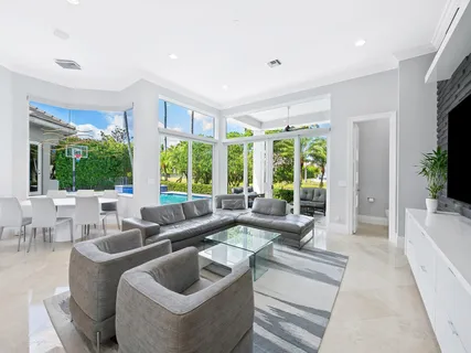 $2,149,000 | 661 Cardinal Street, Plantation, FL 33324