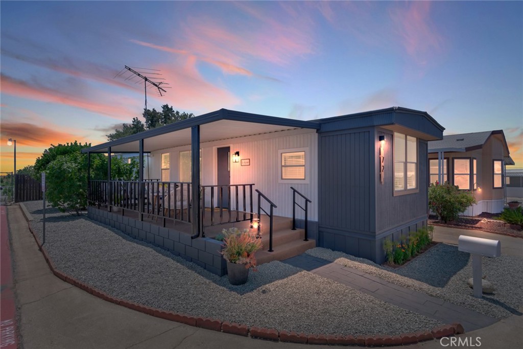 975 California Street, Unit 72 Calimesa, CA 92320 - Photo 23 of 23 a view of a house with backyard porch and sitting area