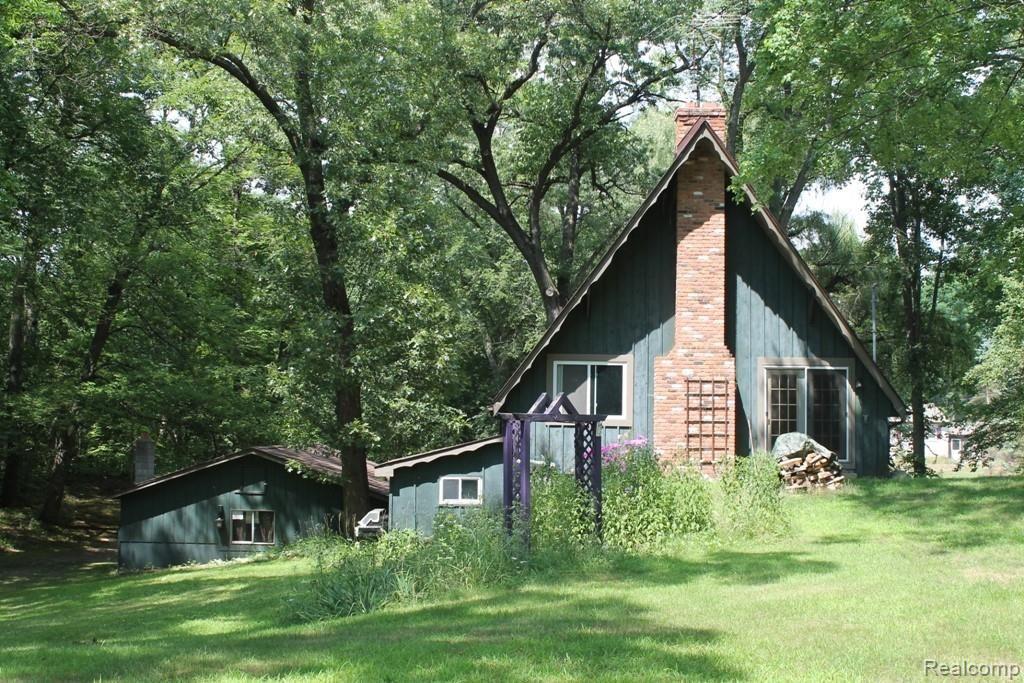 2270 Houser Road Holly, MI 48442 - Photo 2 of 29 IMG_6178.JPG