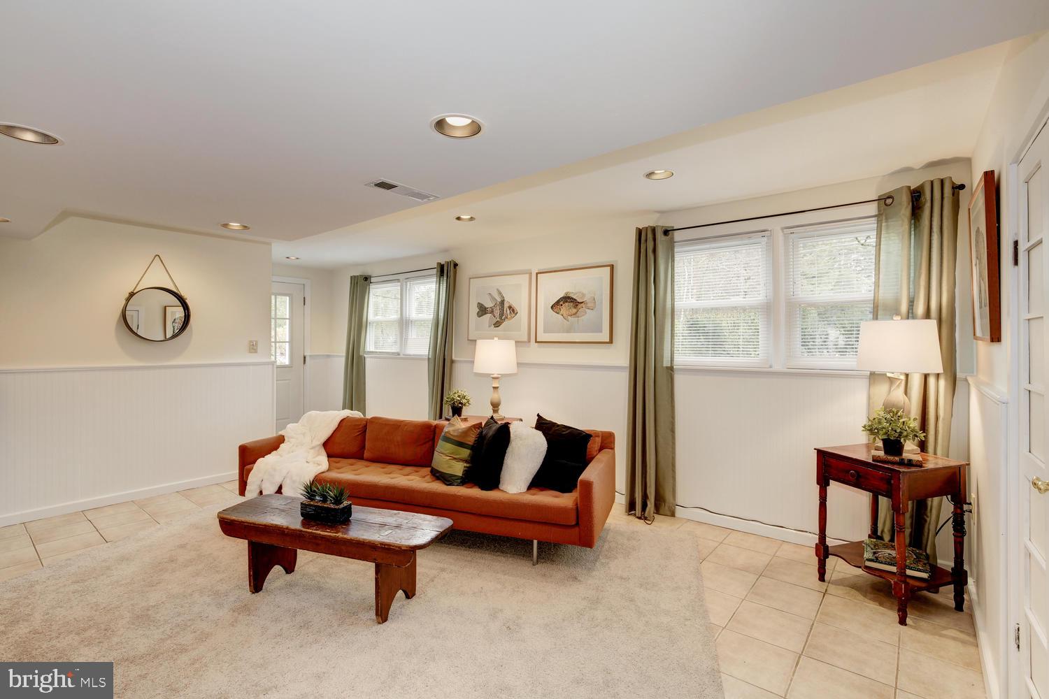 275 Riverside Drive Princeton, NJ 08540 - Photo 14 of 40 Family Room
