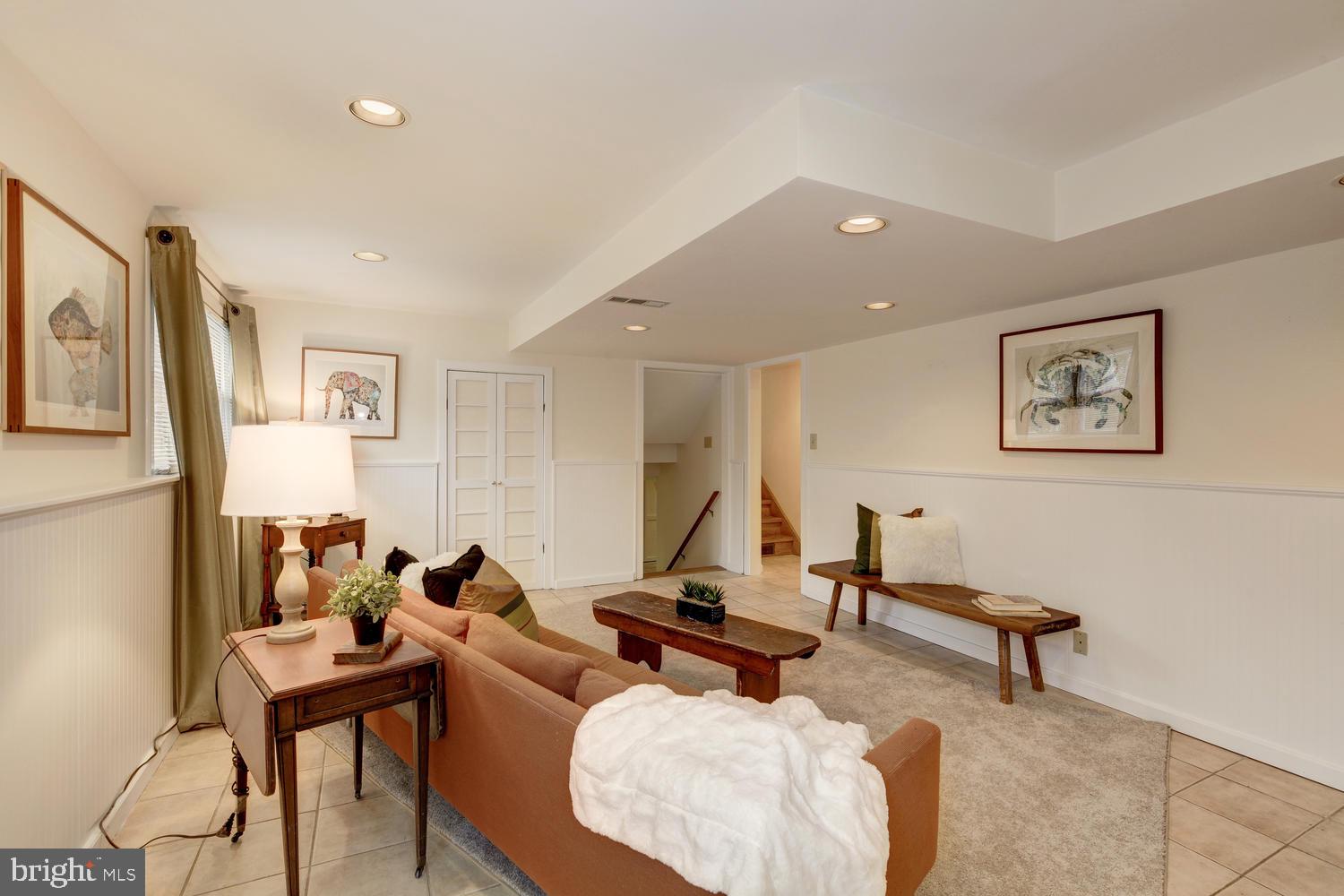 275 Riverside Drive Princeton, NJ 08540 - Photo 16 of 40 Family Room