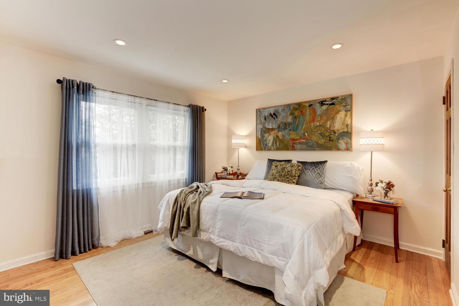 275 Riverside Drive Princeton, NJ 08540 - Photo 26 of 40 Master Bedroom