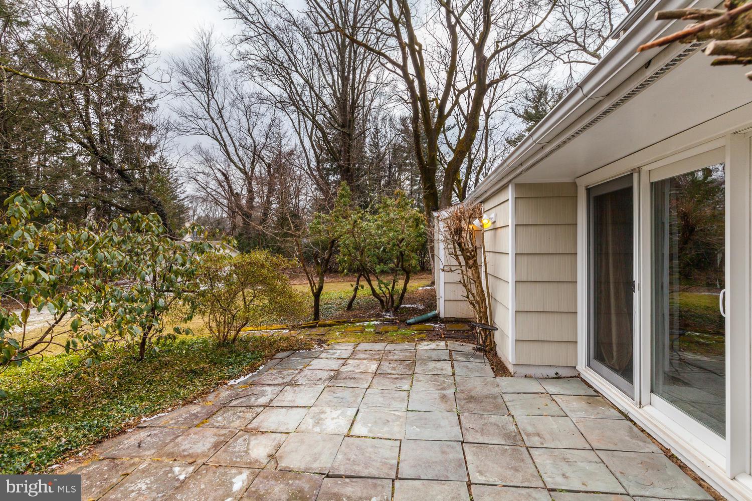 275 Riverside Drive Princeton, NJ 08540 - Photo 38 of 40 Patio