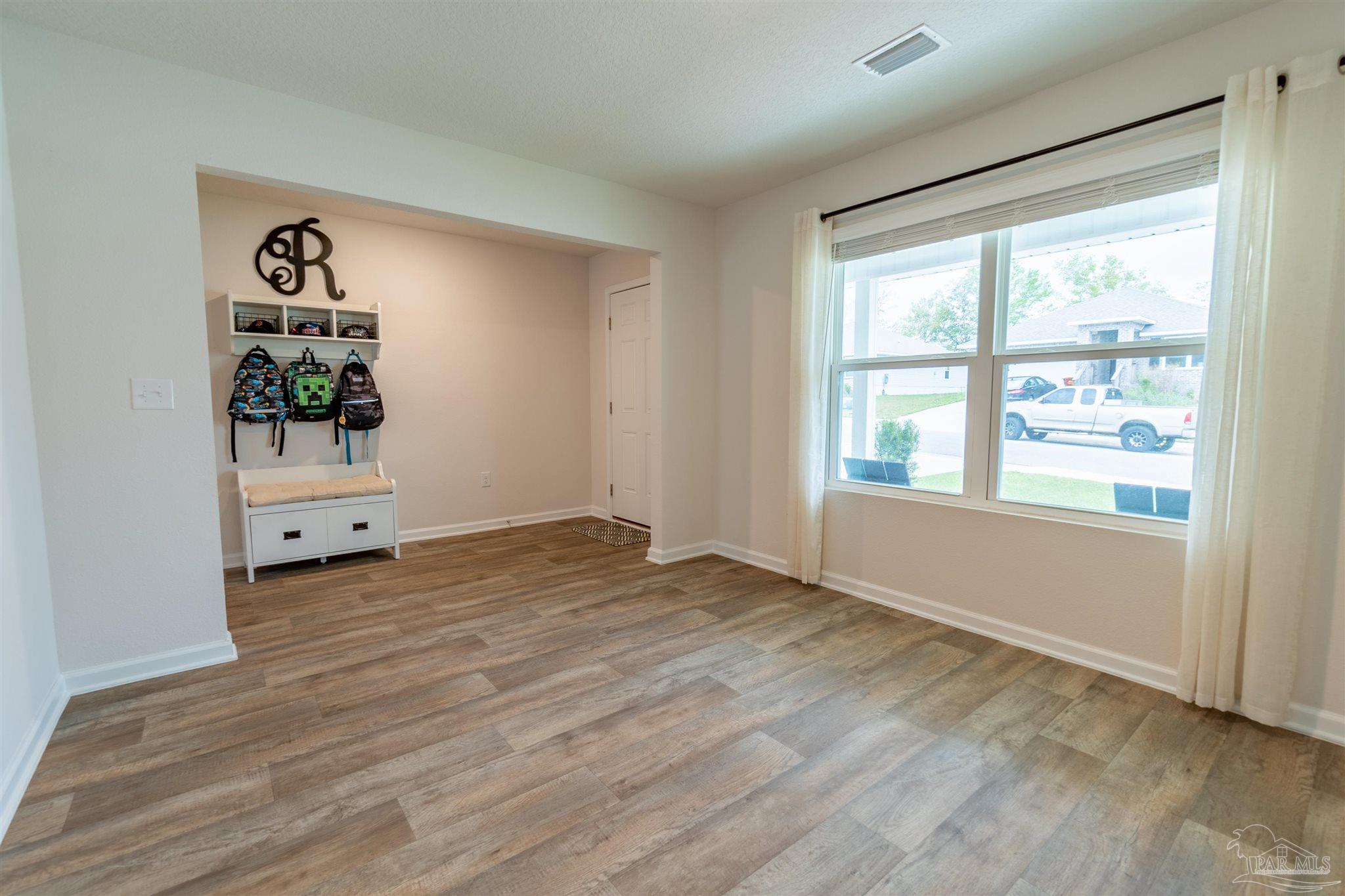 5469 Merlin Way Milton, FL 32583 - Photo 4 of 42 Gallery Image 4