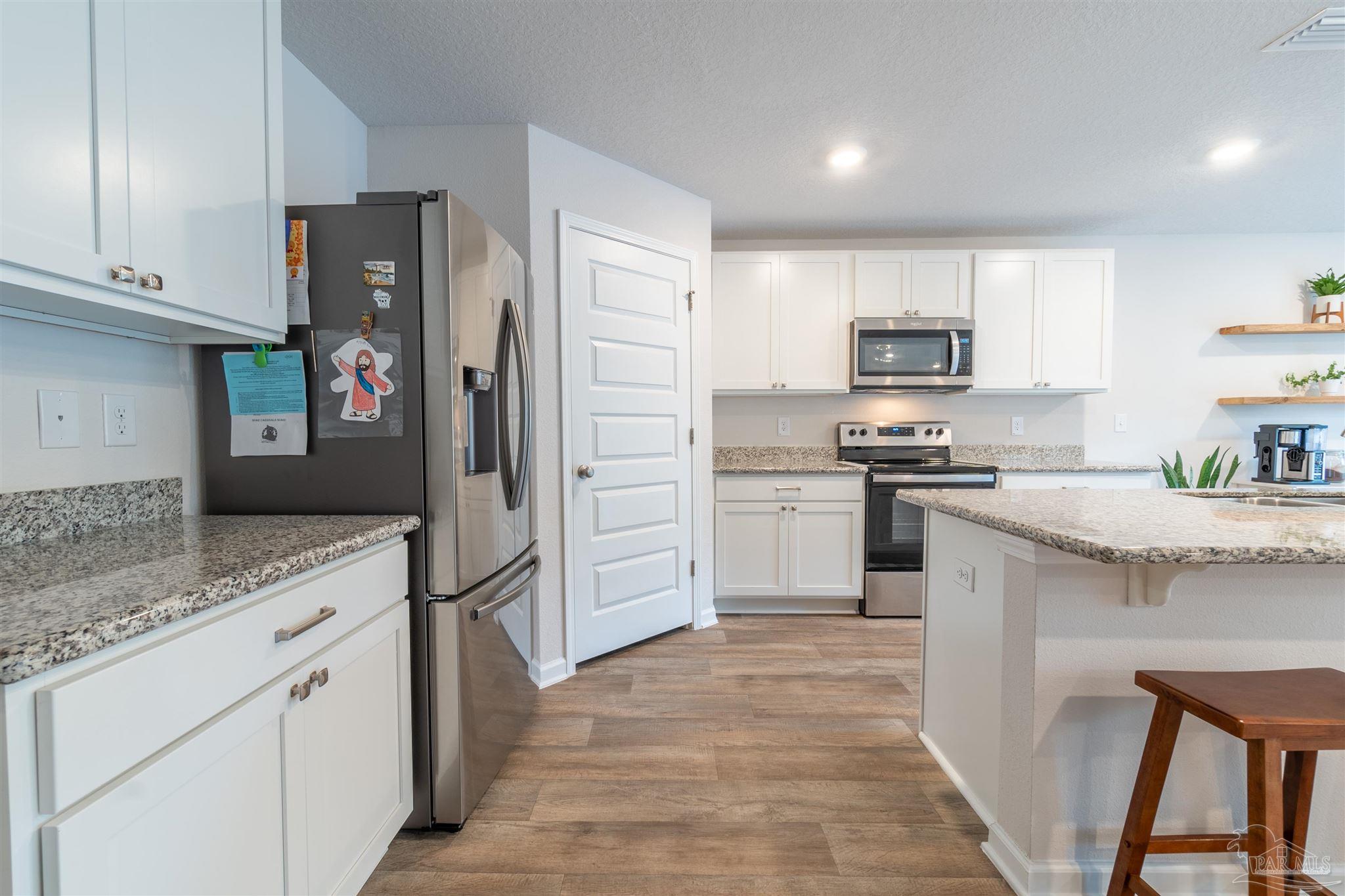 5469 Merlin Way Milton, FL 32583 - Photo 5 of 42 Gallery Image 5