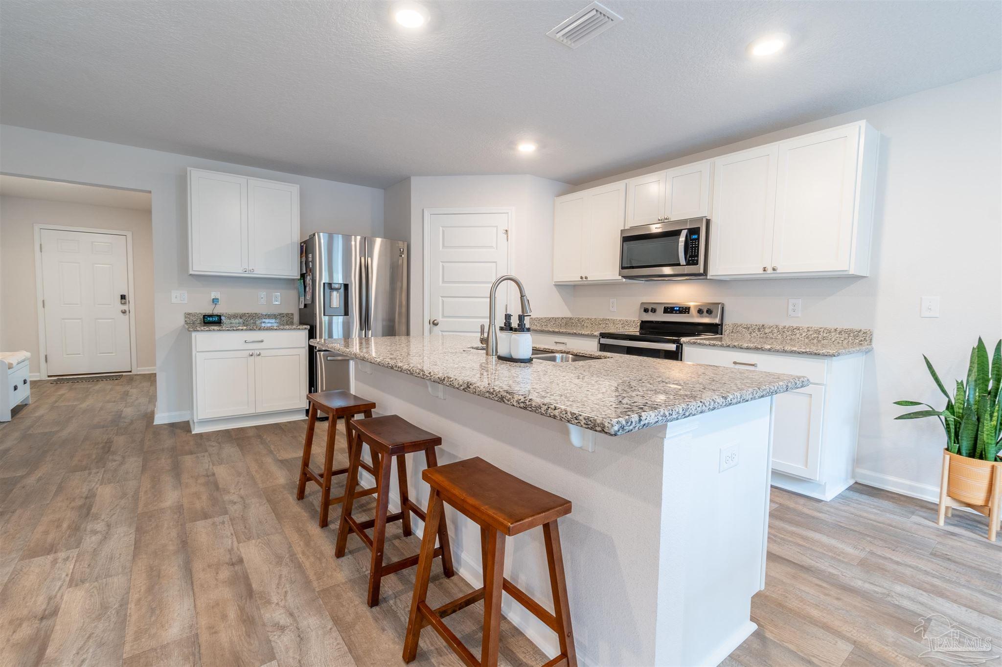 5469 Merlin Way Milton, FL 32583 - Photo 9 of 42 Gallery Image 9