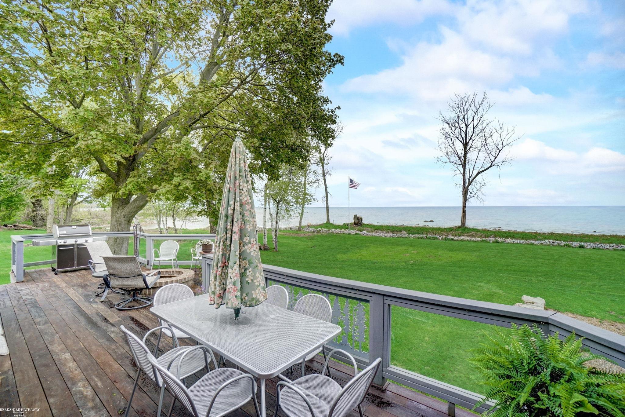 2500 North Lakeshore Road Harbor Beach, MI 48441 - Photo 7 of 84 50142468-5fc79499-264c-42e0-ae02-6eaa180e6c2e.JPG