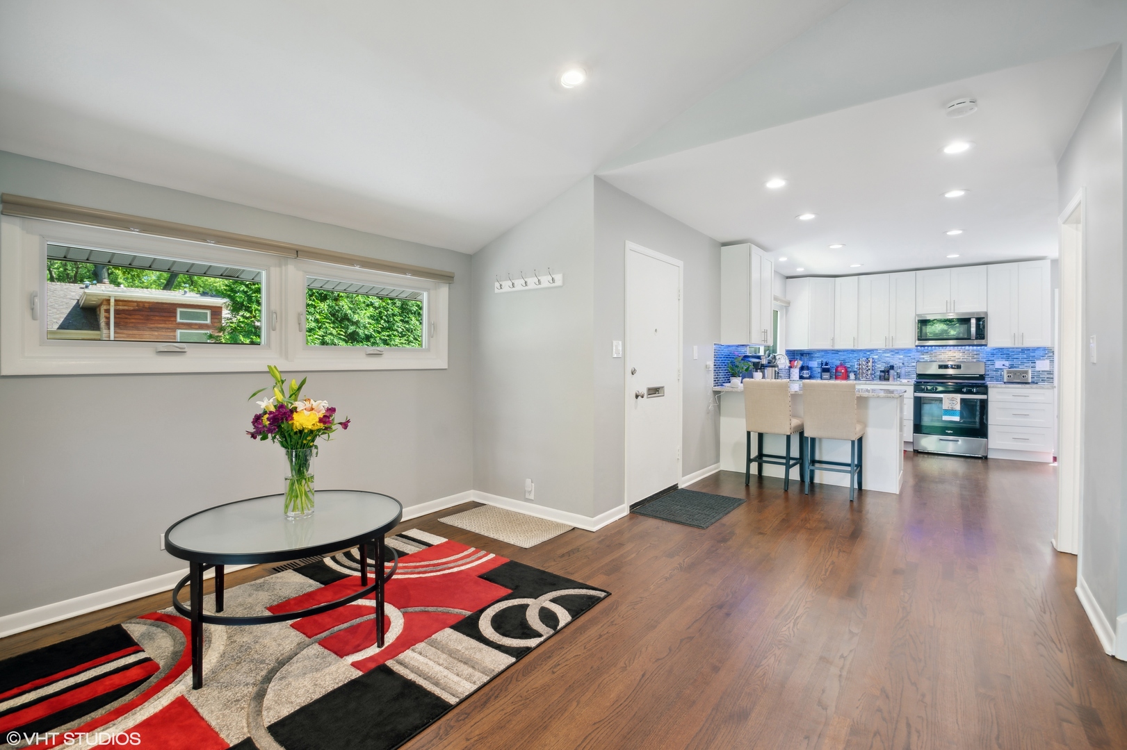 327 Ferndale Road Glenview, IL 60025 - Photo 5 of 42