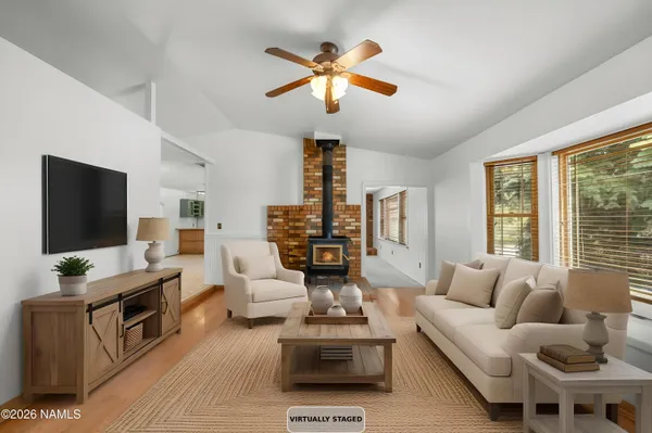 $1,050,000 | 8710 Mary's Drive, Flagstaff, AZ 86004