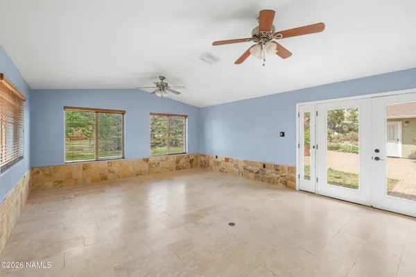 $1,050,000 | 8710 Mary's Drive, Flagstaff, AZ 86004