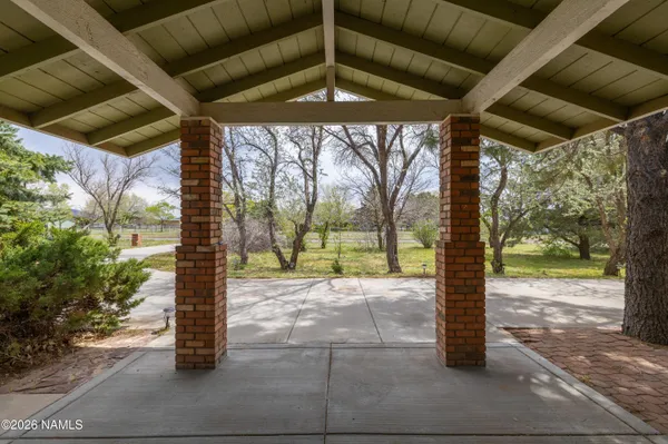 $1,050,000 | 8710 Mary's Drive, Flagstaff, AZ 86004