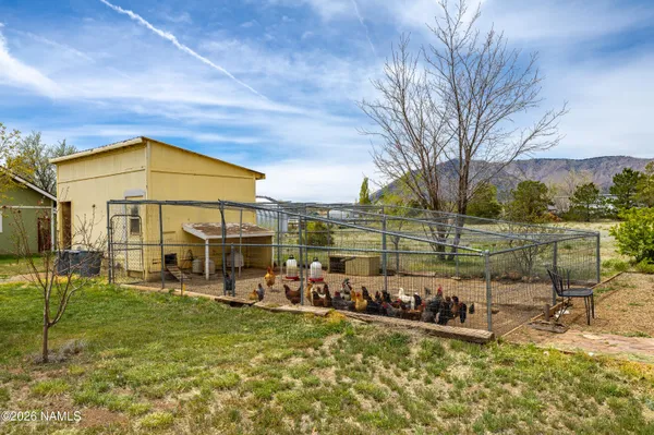 $1,050,000 | 8710 Mary's Drive, Flagstaff, AZ 86004