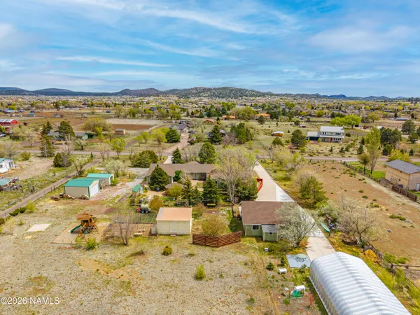 $1,050,000 | 8710 Mary's Drive, Flagstaff, AZ 86004