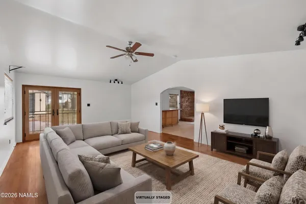 $1,050,000 | 8710 Mary's Drive, Flagstaff, AZ 86004