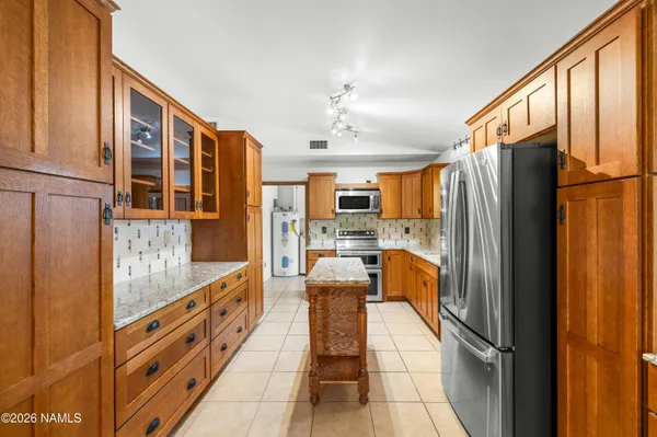 $1,050,000 | 8710 Mary's Drive, Flagstaff, AZ 86004