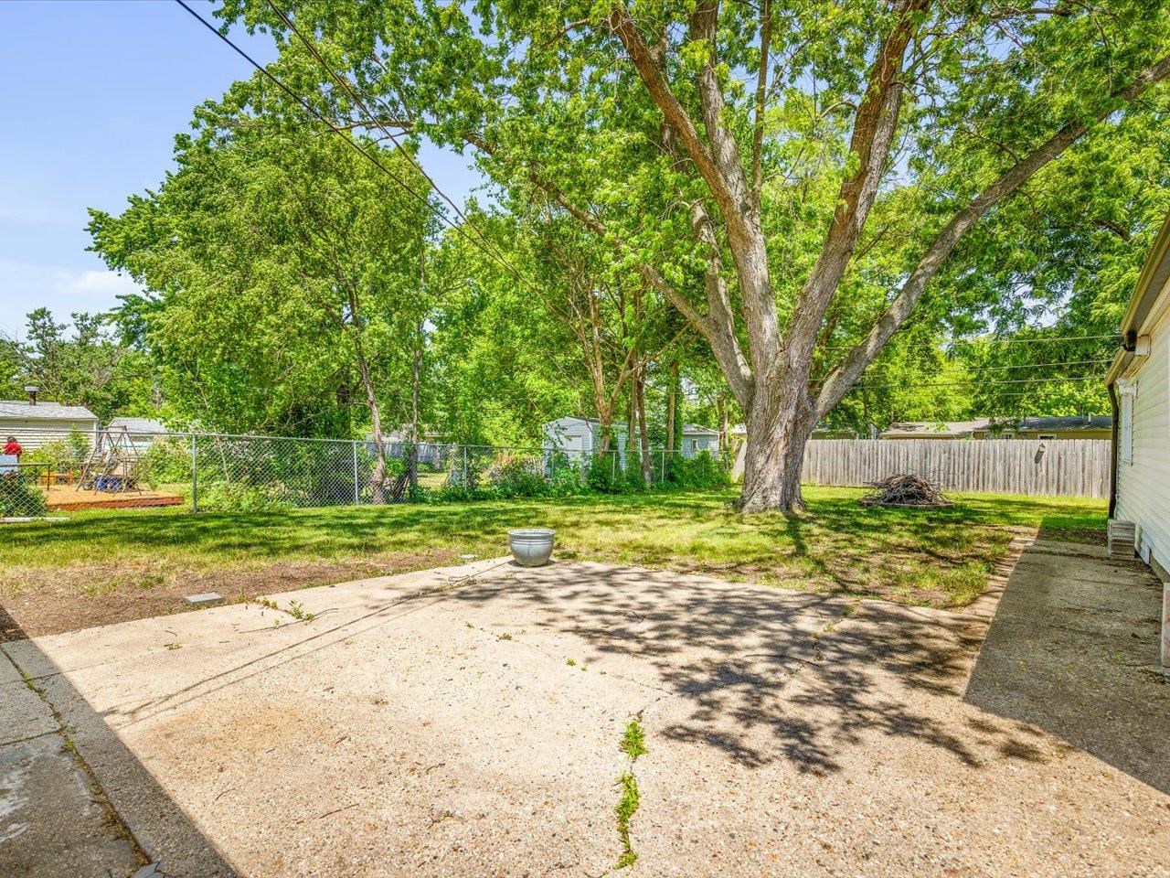 7423 Cadet Road Machesney Park, IL 61115 - Photo 25 of 33
