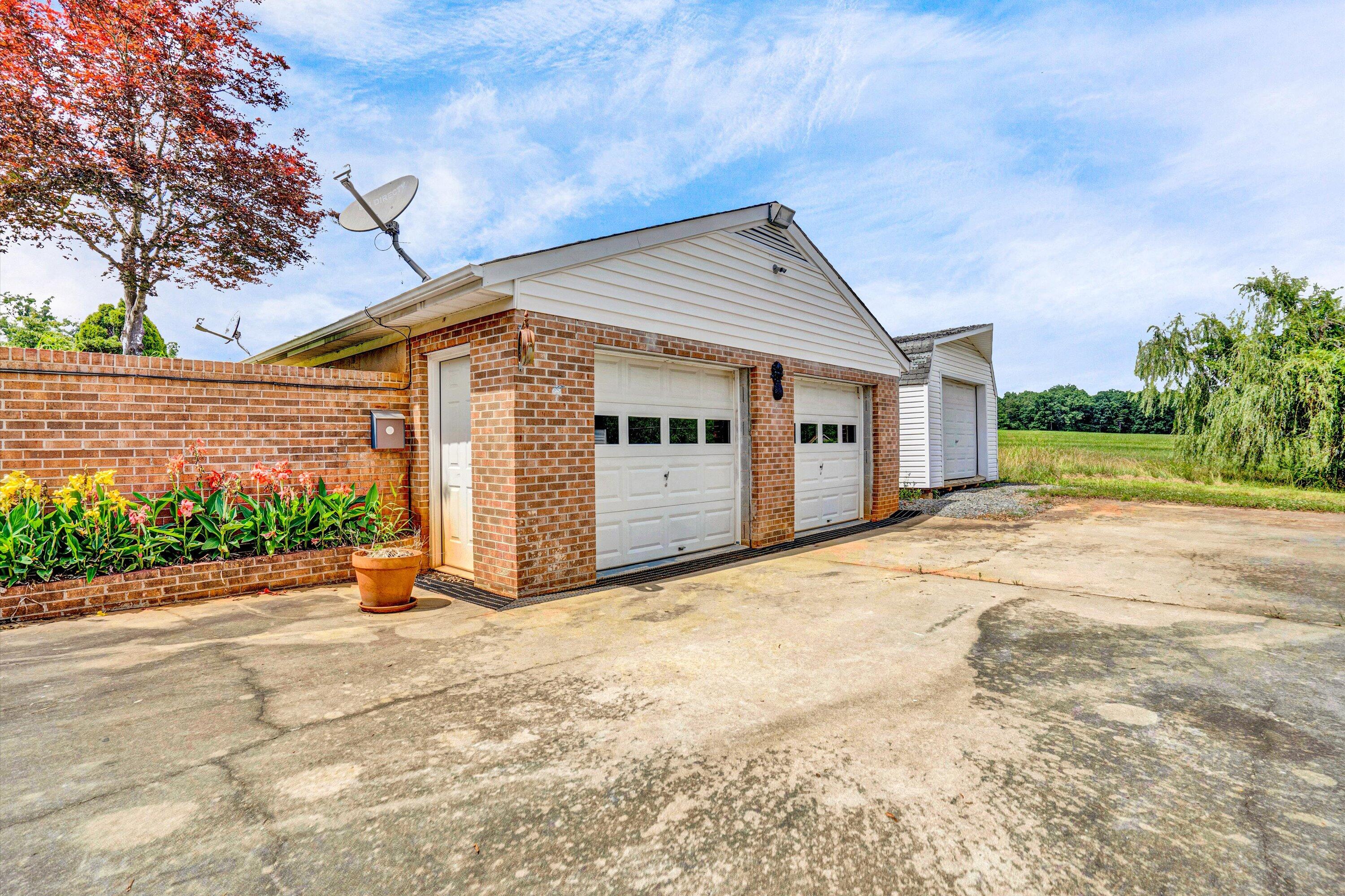 581 Ben Annie Road Gretna, VA 24557 - Photo 42 of 57 47-DSC00181