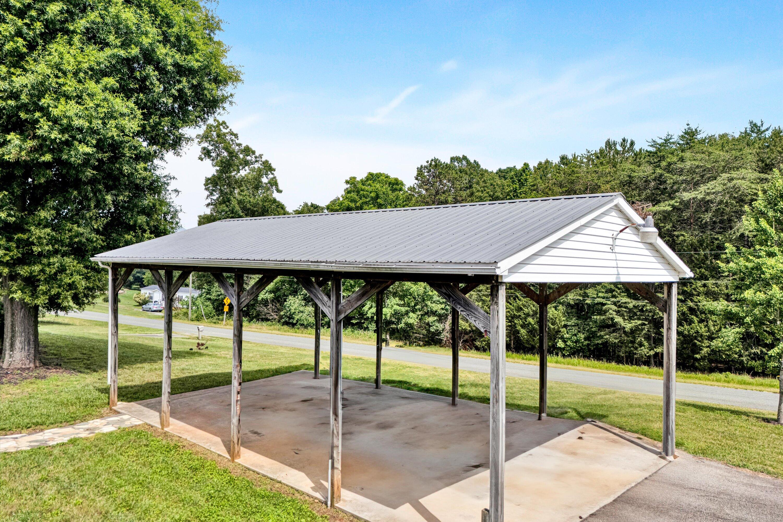 581 Ben Annie Road Gretna, VA 24557 - Photo 46 of 57 57-DJI_20250616153425_0091