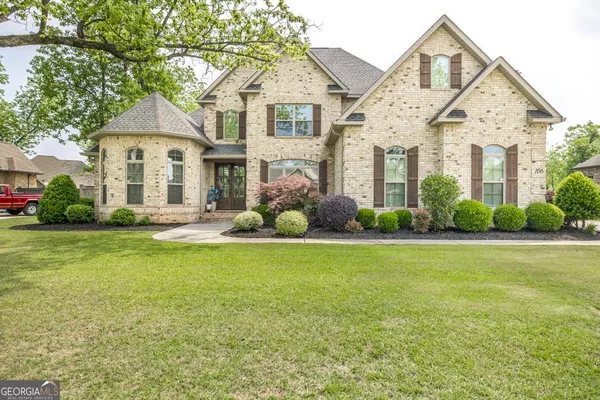 $569,900 | 106 Lisa Marie Court, Warner Robins, GA 31088