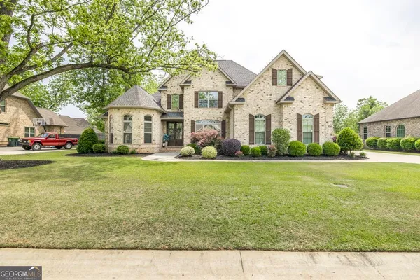 $569,900 | 106 Lisa Marie Court, Warner Robins, GA 31088