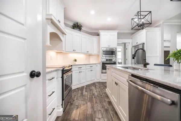 $569,900 | 106 Lisa Marie Court, Warner Robins, GA 31088