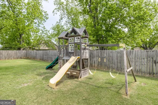 $569,900 | 106 Lisa Marie Court, Warner Robins, GA 31088