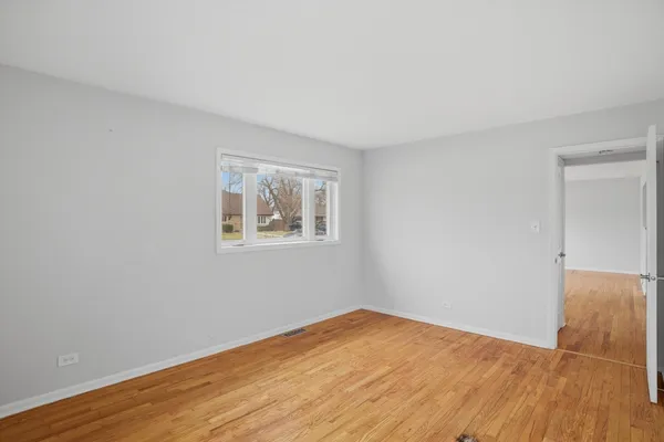 $3,000 | 8912 Windsor Lane, Bridgeview, IL 60455