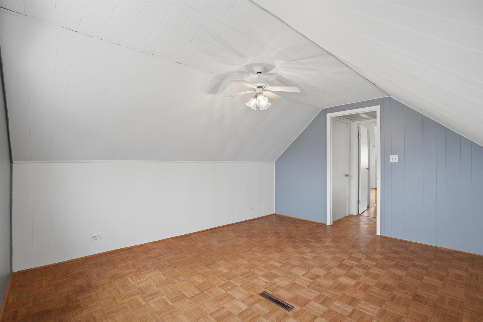 8912 Windsor Lane Bridgeview, IL 60455 - Photo 18 of 37