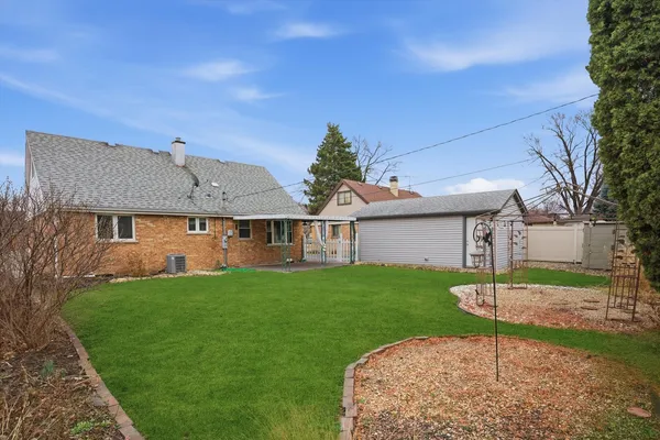 $3,000 | 8912 Windsor Lane, Bridgeview, IL 60455