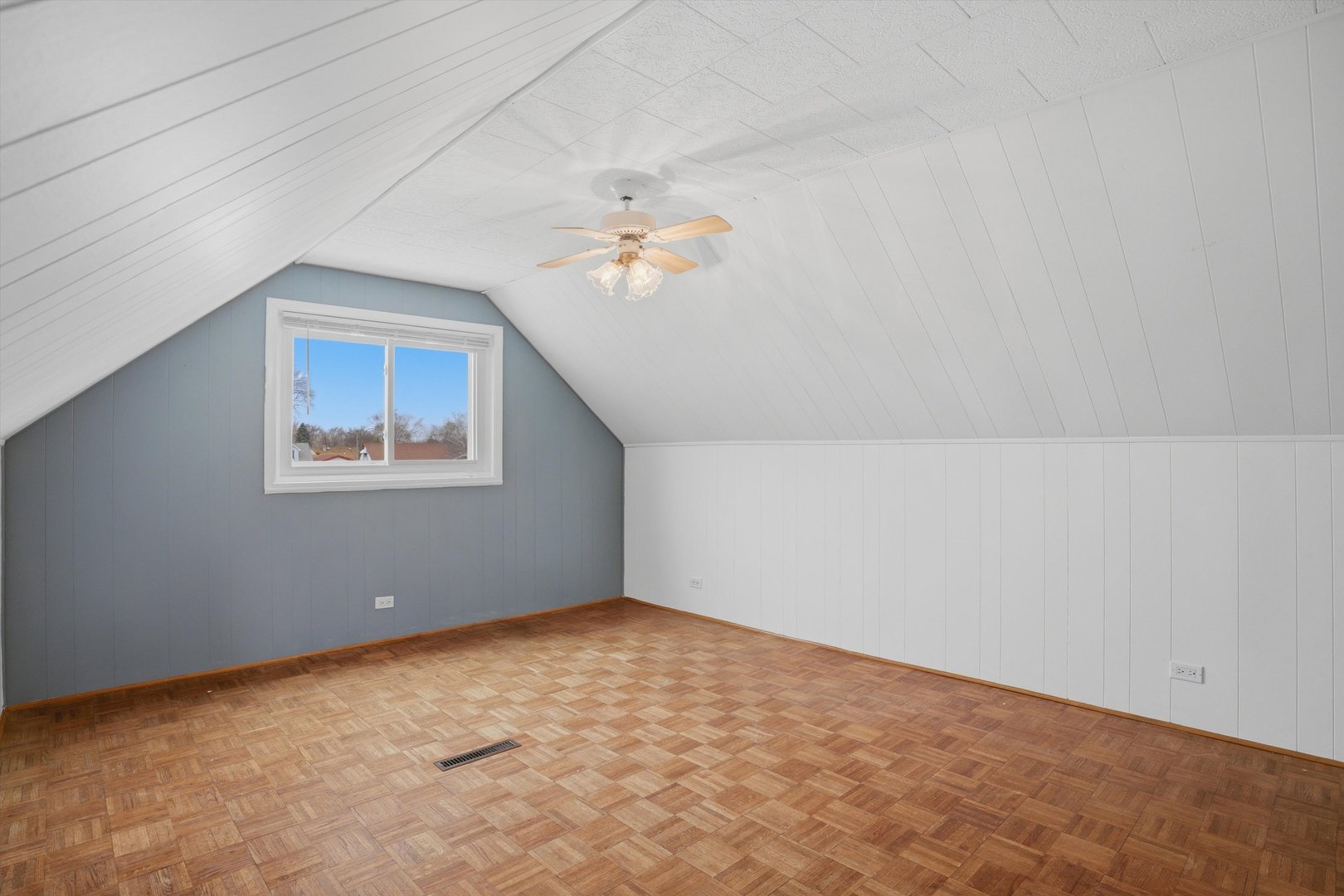 8912 Windsor Lane Bridgeview, IL 60455 - Photo 21 of 37