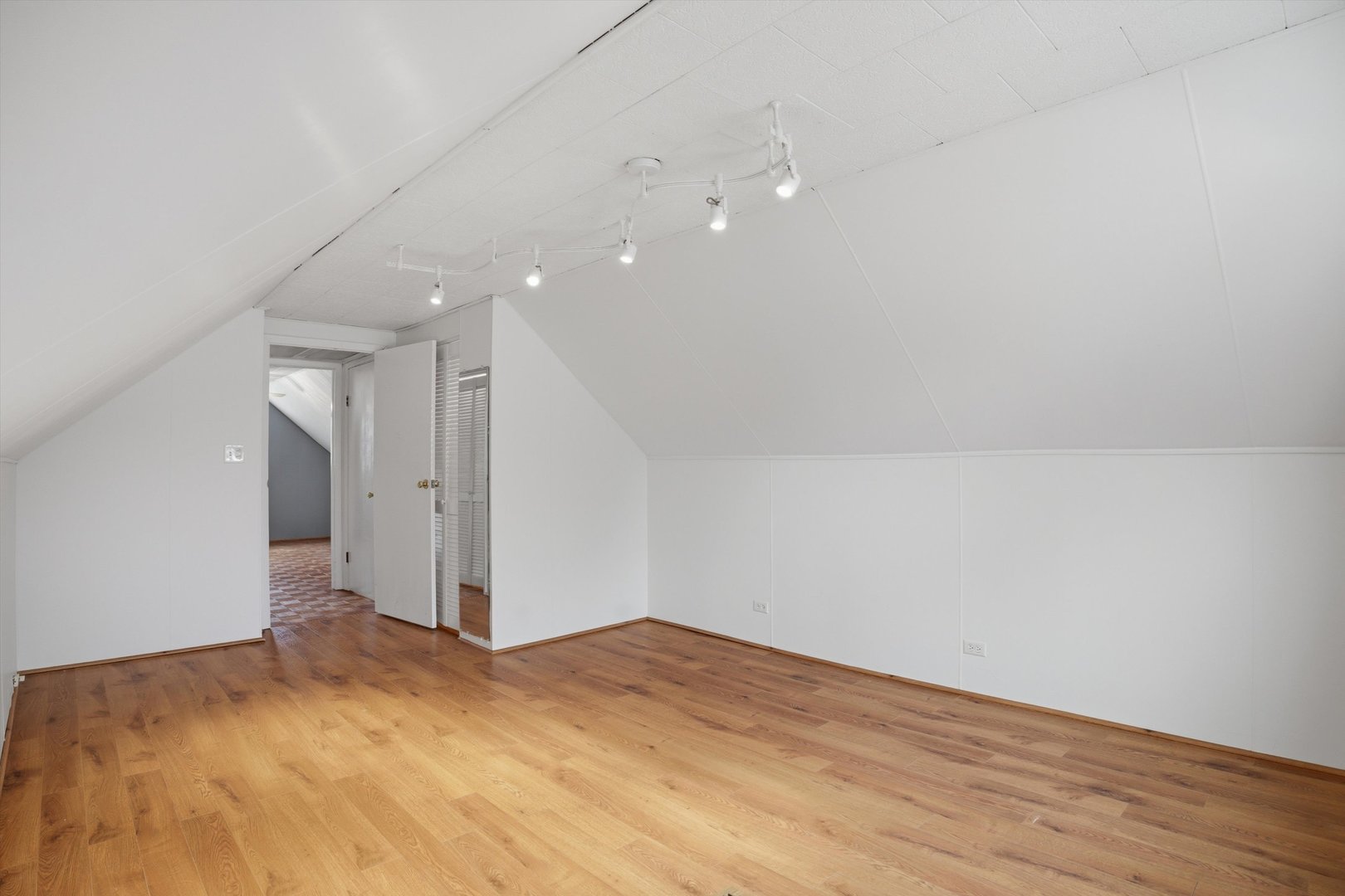 8912 Windsor Lane Bridgeview, IL 60455 - Photo 23 of 37