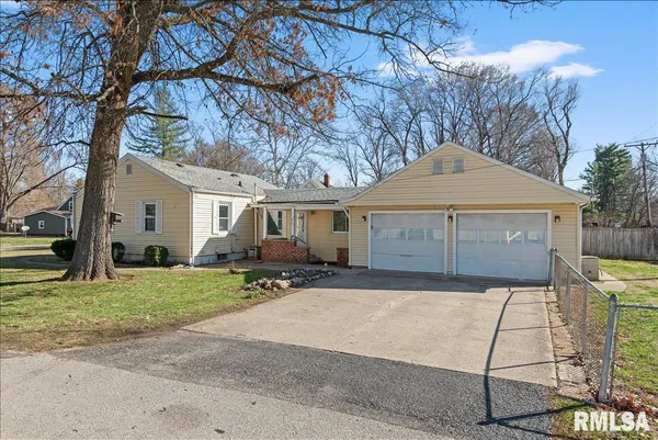 $140,000 | 2100 East Hood Street, Springfield, IL 62703