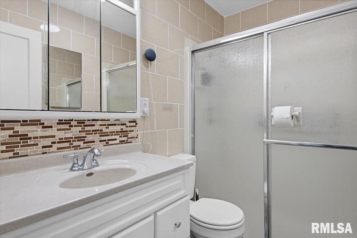 2100 East Hood Street Springfield, IL 62703 - Photo 15 of 23