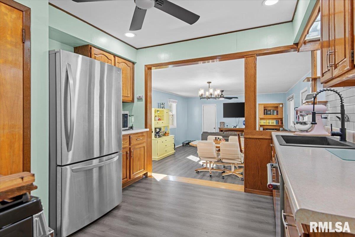 2100 East Hood Street Springfield, IL 62703 - Photo 10 of 23