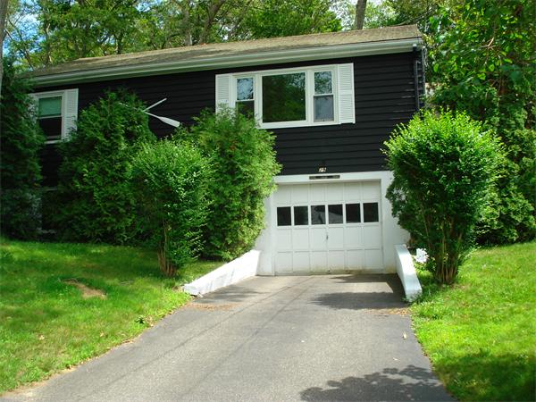 29 Englewood Road Gloucester, MA 01930 - Photo 1 of 10 Gallery Image 1