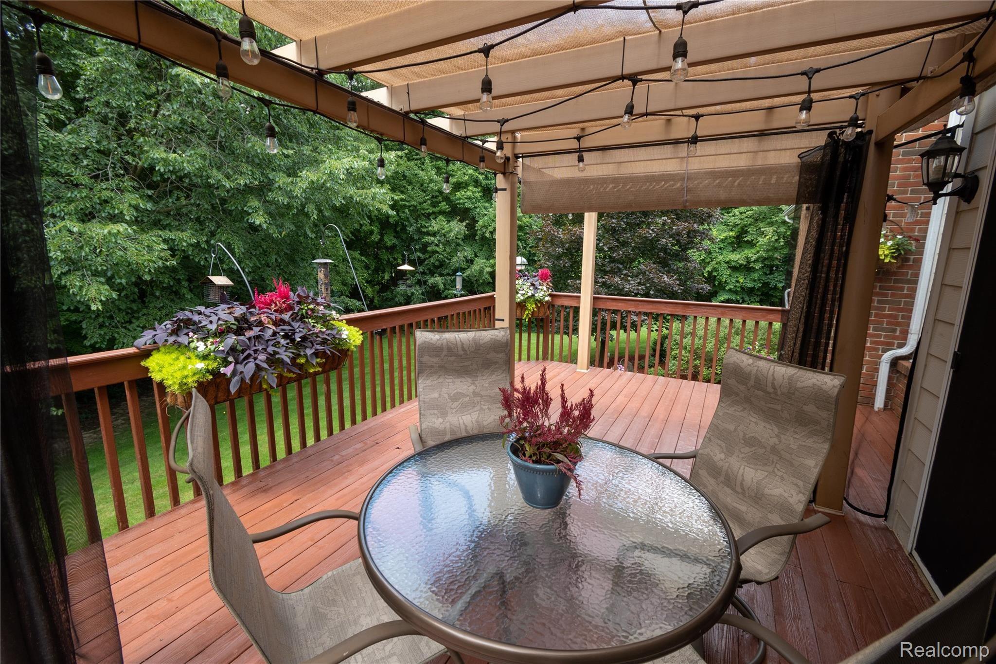 9449 Quail Ridge Run Brighton, MI 48114 - Photo 69 of 71 DSC_0943.jpg