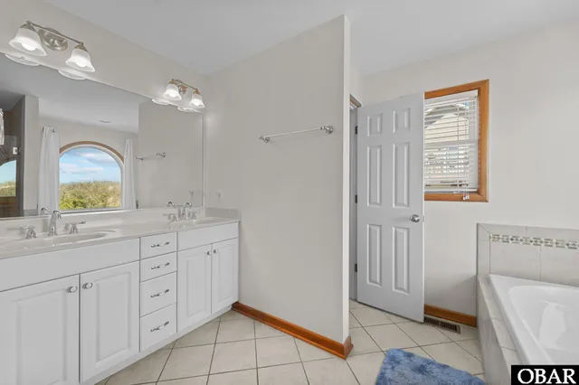 $1,650,000 | 126 Skimmer Way, Duck, NC 27949