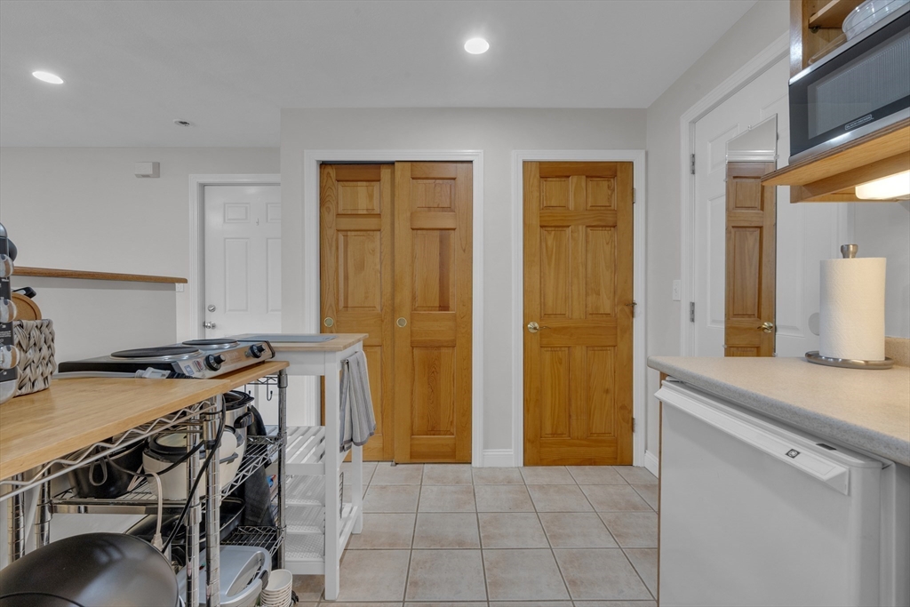 70 Garland Road, Unit 3 Newton, MA 02459 - Photo 11 of 21