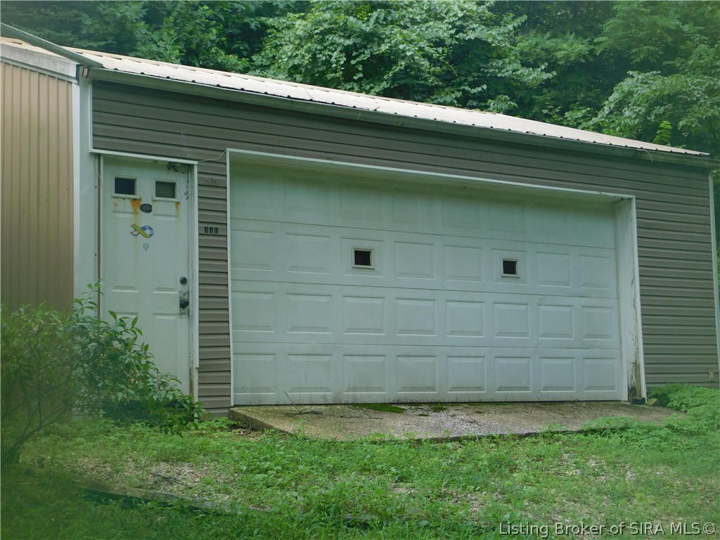 446 Winegar Road Mitchell, IN 47446 - Photo 11 of 12 Gallery Image 11