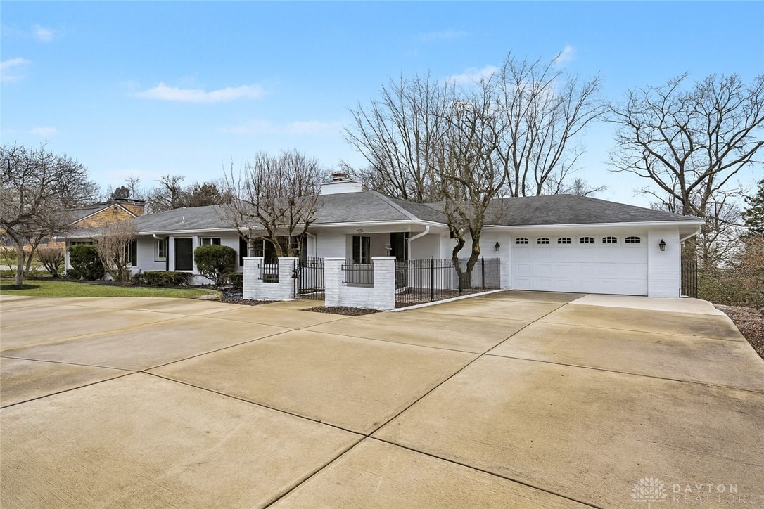3025 Big Hill Road Dayton, OH 45419 - Photo 2 of 52