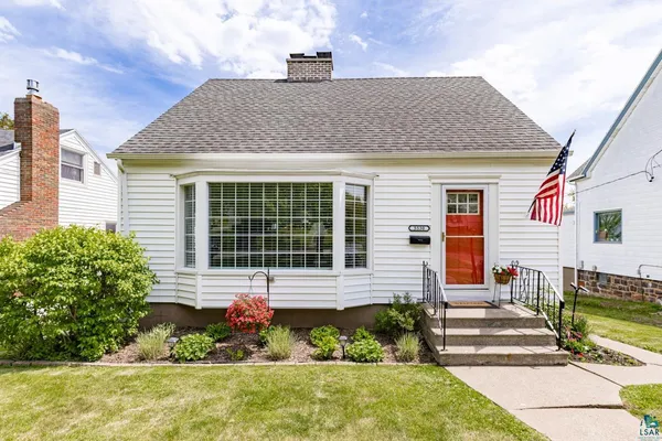 $279,000 | 5530 West 8th Street, Duluth, MN 55807