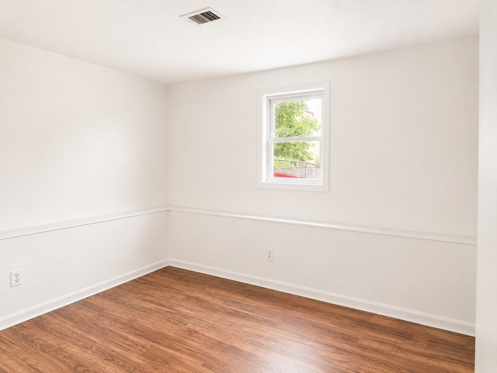 526 Third Street, Unit 3 Fall River, MA 02721 - Photo 4 of 6
